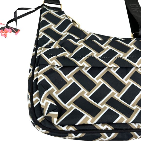 DVF Diane Von Furstenberg Target Utility Crossbody Bag Vintage Wave New - Picture 8 of 14